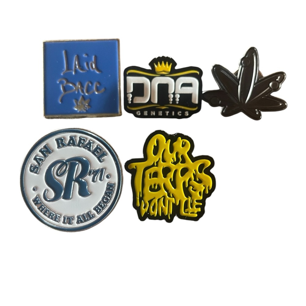 Cannabis Decorative Logo Pins Backpack Bag Charms